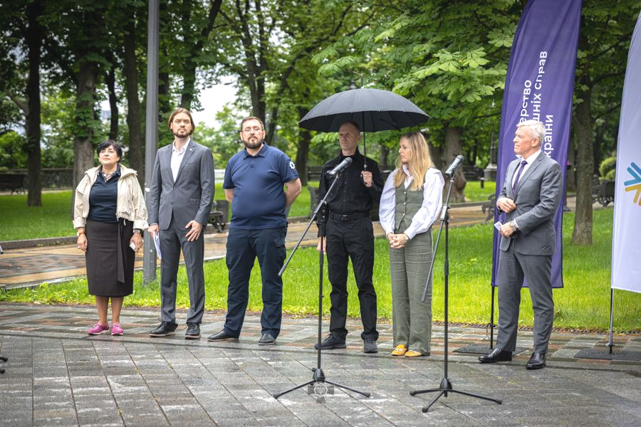 1809 image for slide