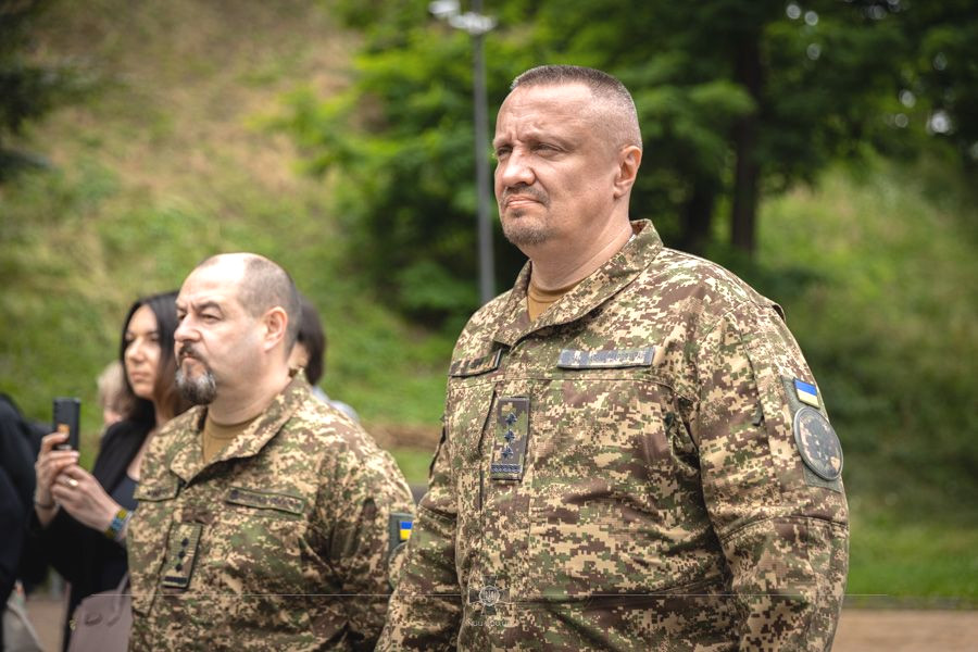 1811 image for slide