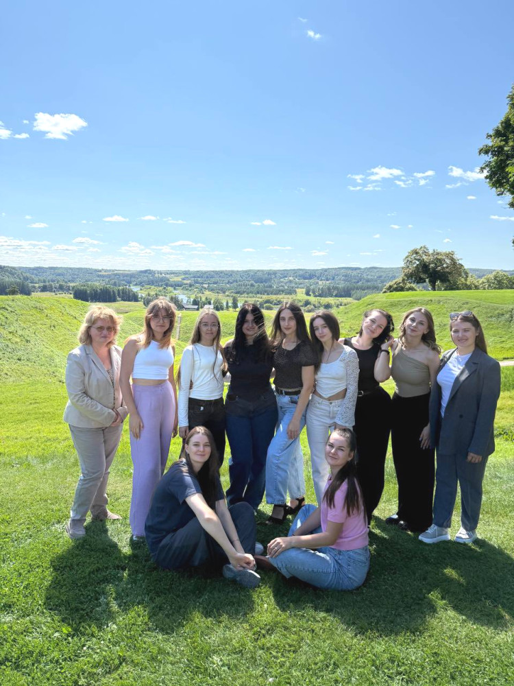 4313 image for slide