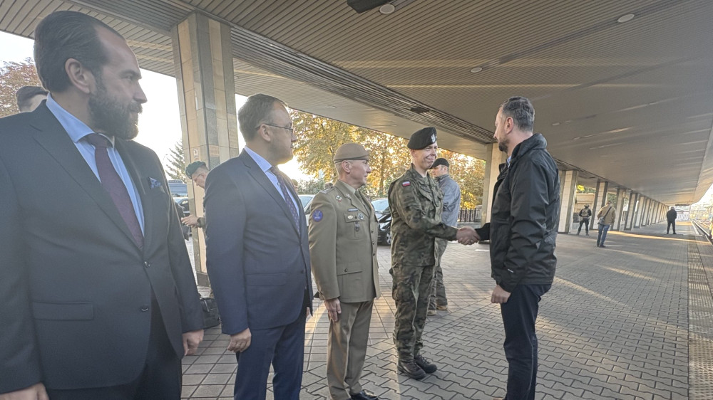 5053 image for slide