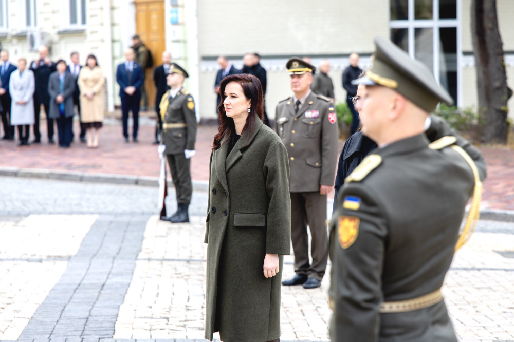 5649 image for slide