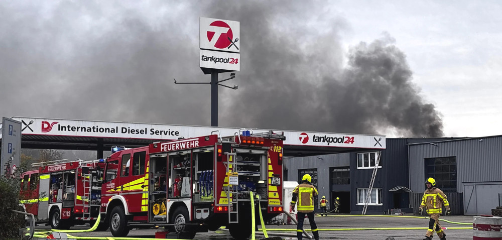 6370 image for slide