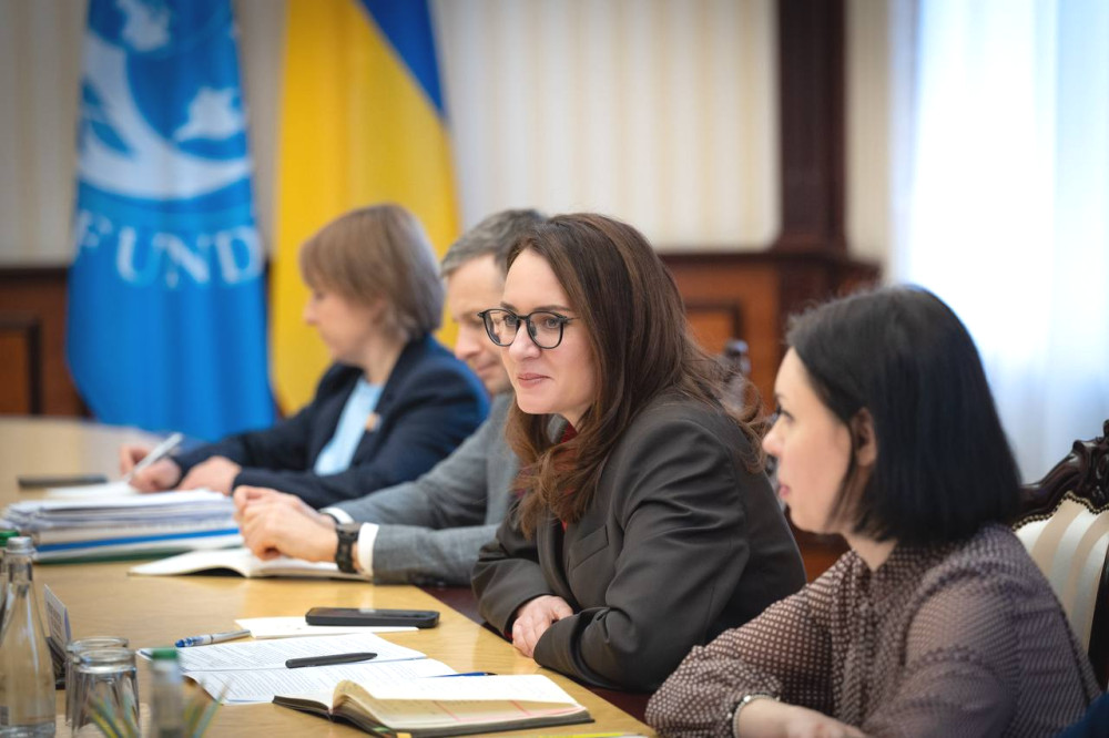 6891 image for slide