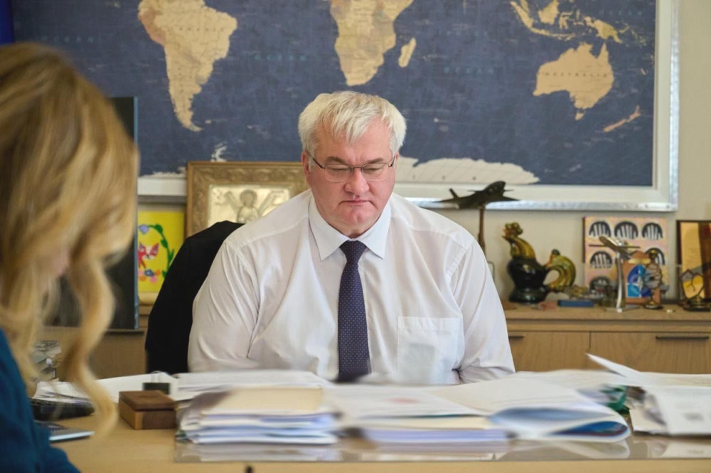 7007 image for slide