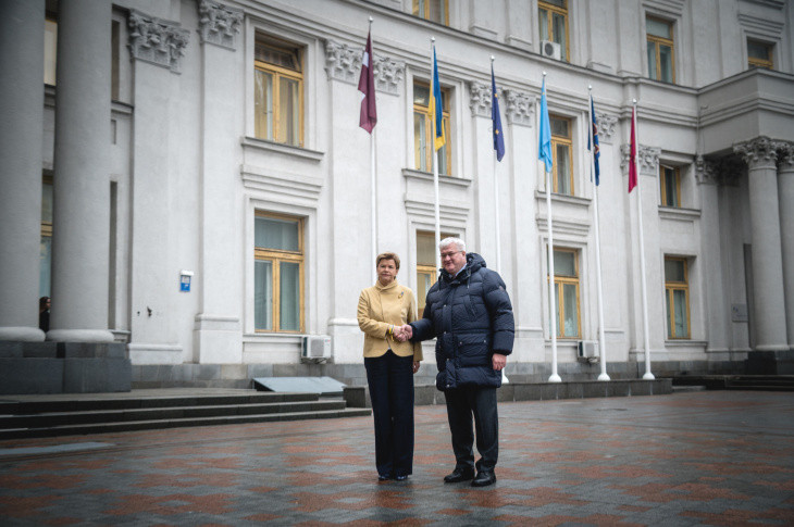 7107 image for slide