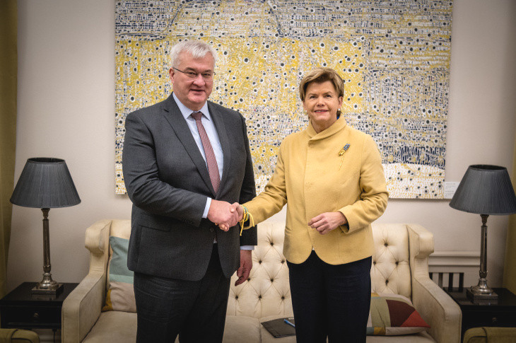 7108 image for slide