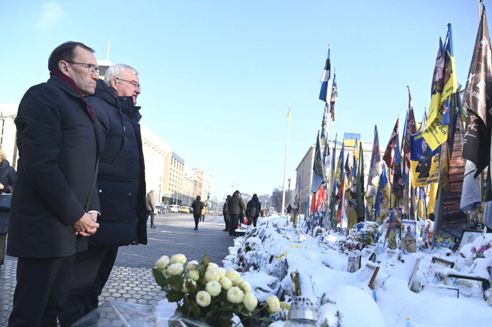 7558 image for slide