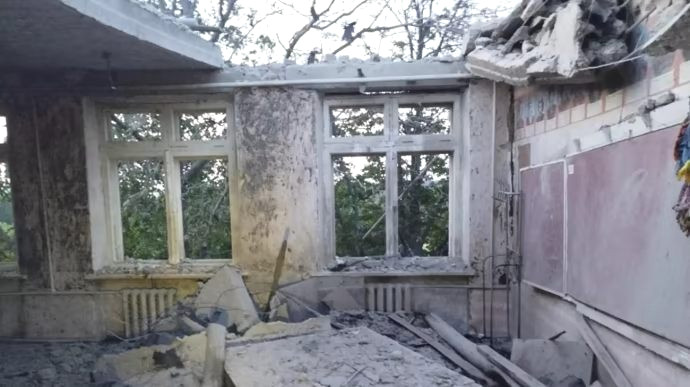 На Херсонщині внаслідок російських обстрілів загинула людина, ще одна отримала поранення. Вражена соціальна інфраструктура та житло.